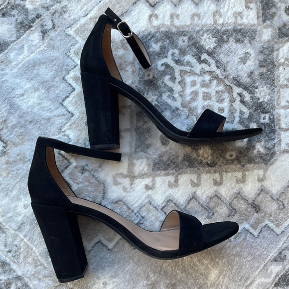 A-New-Day black heels - Picture 3 of 6